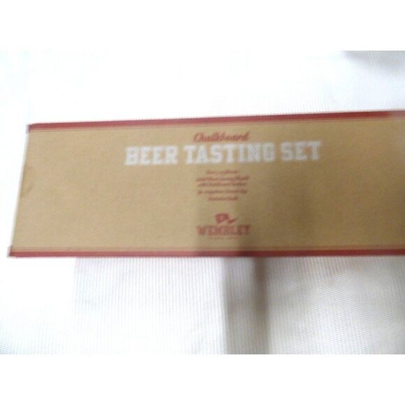 Wembley Chalkboard Beer Tasting Set - Picture 3 of 6